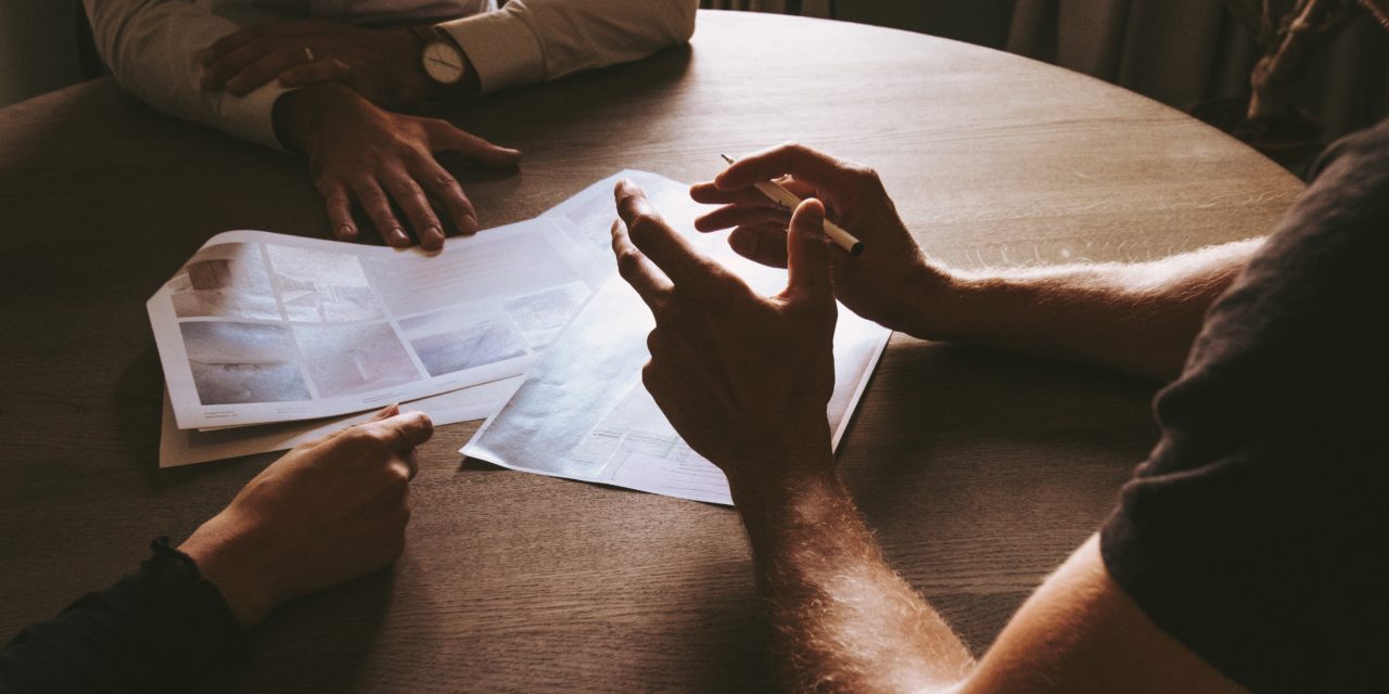 Freelances : comment construire des devis irrésistibles ?<span class="wtr-time-wrap after-title"><span class="wtr-time-number">8</span> minutes de lecture</span>